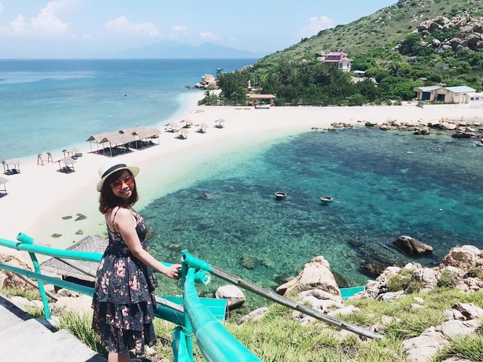 du lịch nha trang, đi nha trang, nắng thế này chỉ muốn lao đến nha trang thỏa sức vùng vẫy trong ‘bãi tắm đôi’ duy nhất ở việt nam