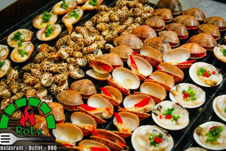 ẩm thực, thỏa sức thưởng thức buffet nha trang giá rẻ, tươi ngon tại 18 địa chỉ nổi tiếng