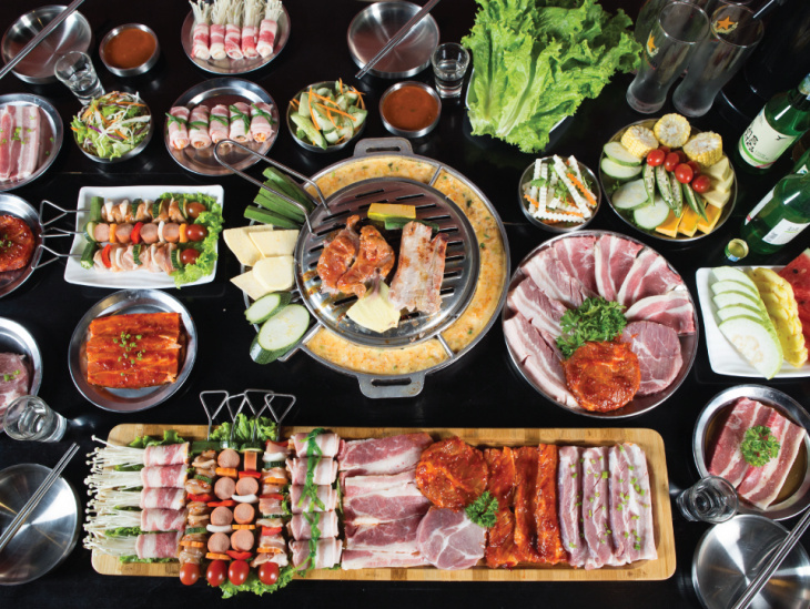 ẩm thực, thỏa sức thưởng thức buffet nha trang giá rẻ, tươi ngon tại 18 địa chỉ nổi tiếng